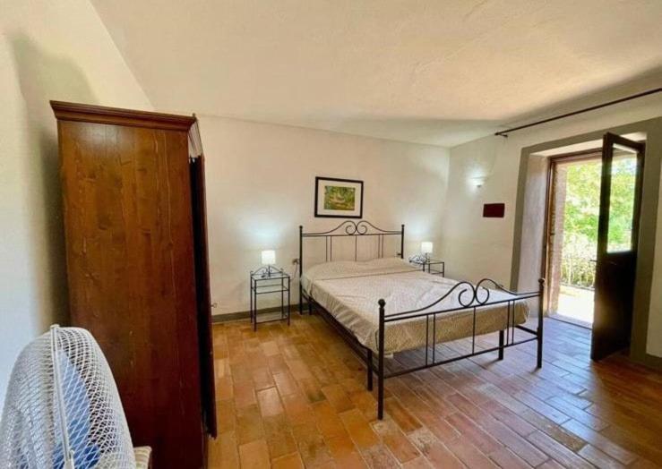 Rustico Jacuzzi & Wine Apartment La Collina Exterior foto