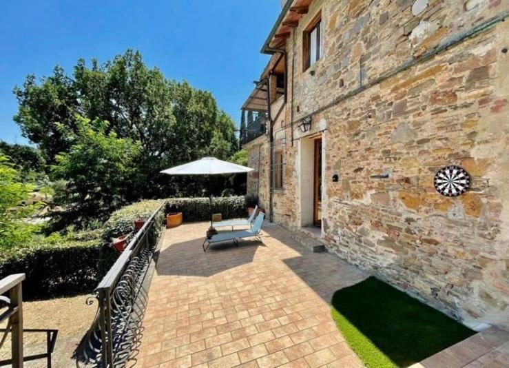 Rustico Jacuzzi & Wine Apartment La Collina Exterior foto